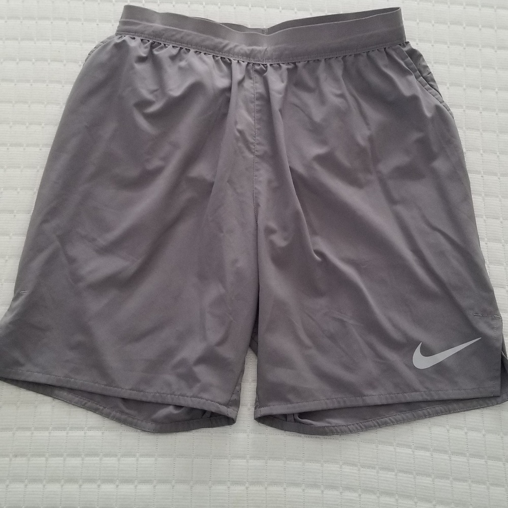 *EUC* Nike Dri-Fit Shorts